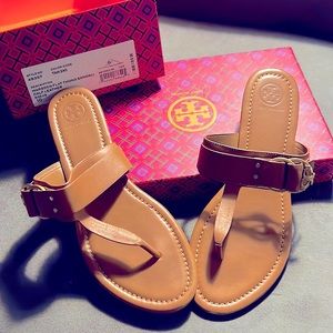 Tory Burch Marsden Flat Thong Sandal in Tan. Size 10 Hardly Worn!!